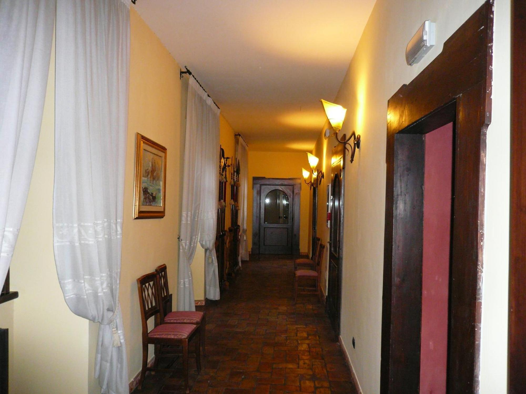 Tenuta Del Massimo Feudo Veroli ภายนอก รูปภาพ