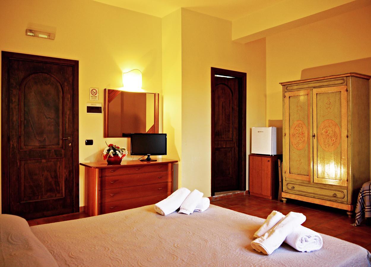 Tenuta Del Massimo Feudo Veroli ภายนอก รูปภาพ